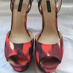 Red and Purple Platforms